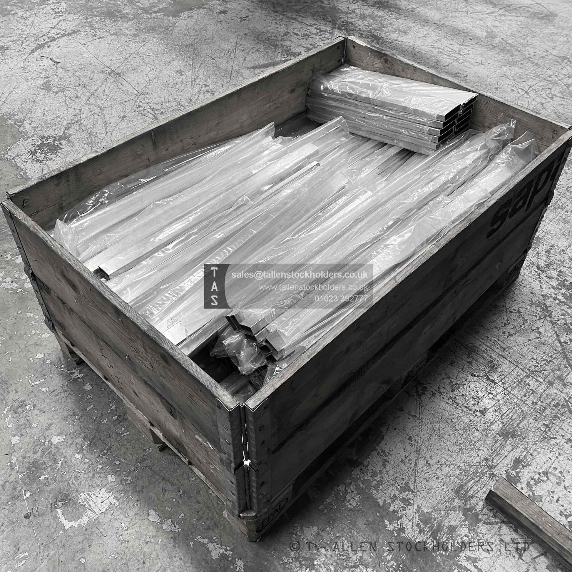 120 X 80 X 2 RECTANGULAR BOX SECTION, RHS, 304 STAINLESS STEEL